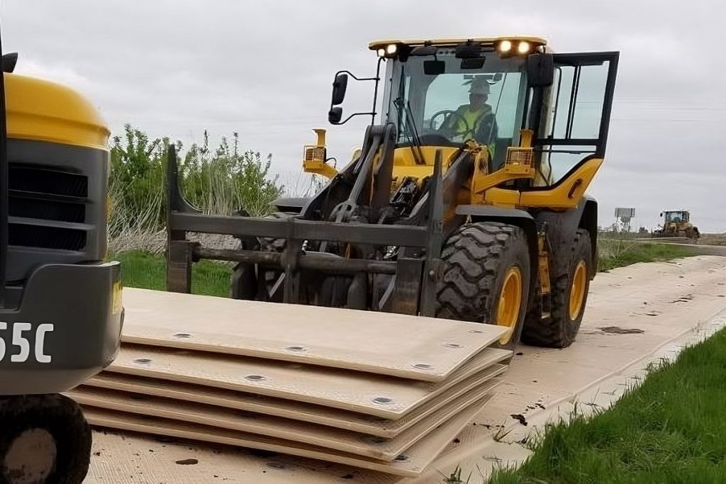 benefits of using hardwood mats in construction sites