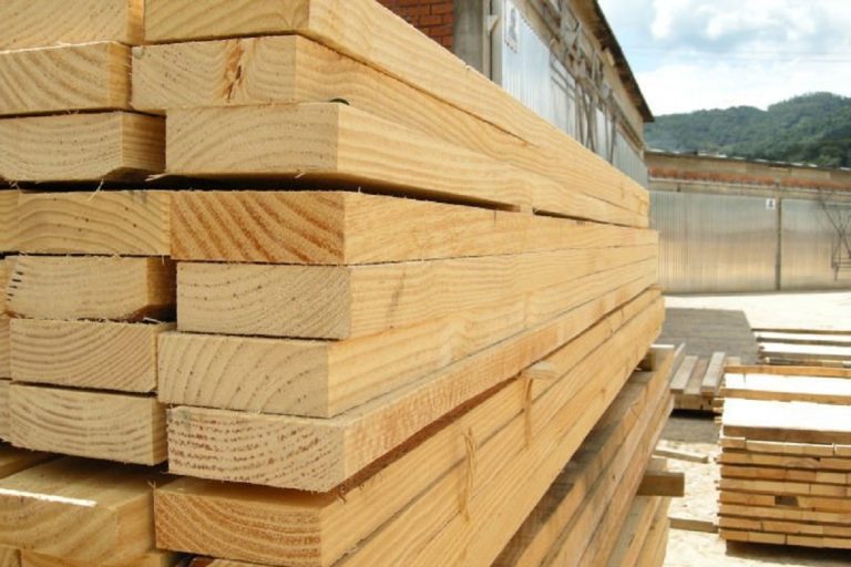 Blocked wood vs wooden frame in construction Blocked wood vs wooden frame in construction